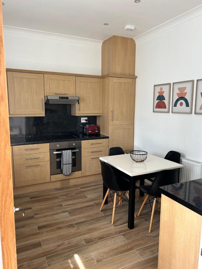 1L Albert Place Maddiston Road Brightons Falkirk Fk2 0Jx Polmont Exteriör bild